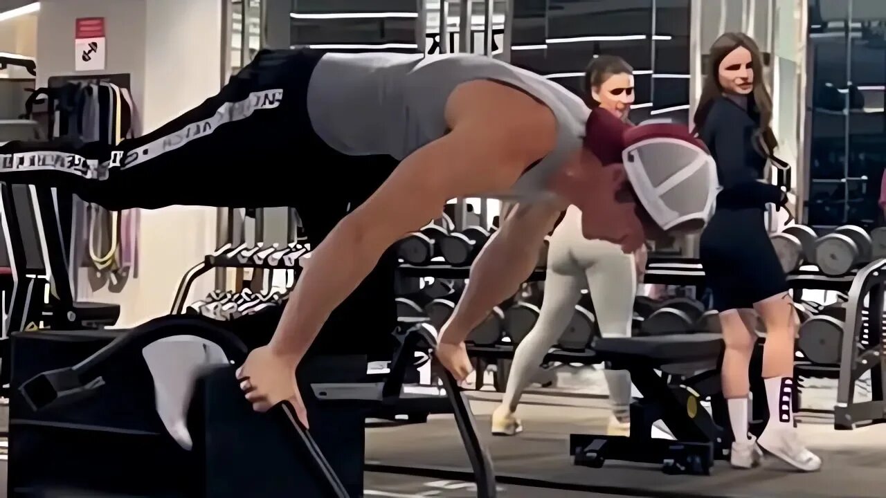 đŸ”¥Scaring People in The Gym With Calisthenics #9