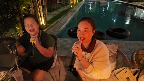 Unforgettable Night of Karaoke in Vang Vieng Laos!🇱🇦