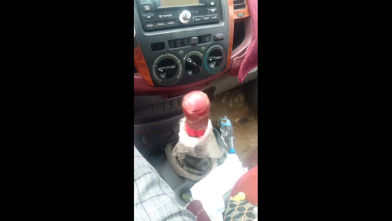 Crude oil تفتفت بترول