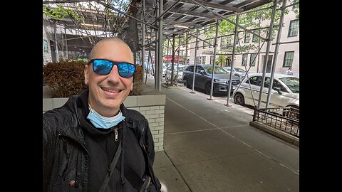 Startups for accredited investors.