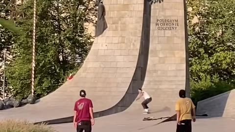 🔥🎮 Skate Spot Looks Like a Video Game! Insane Lines | SkateNation