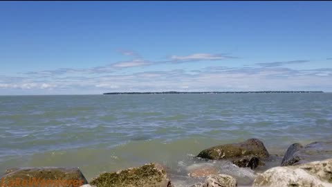1 Hour of Water and Nature Sounds to Help Relax.