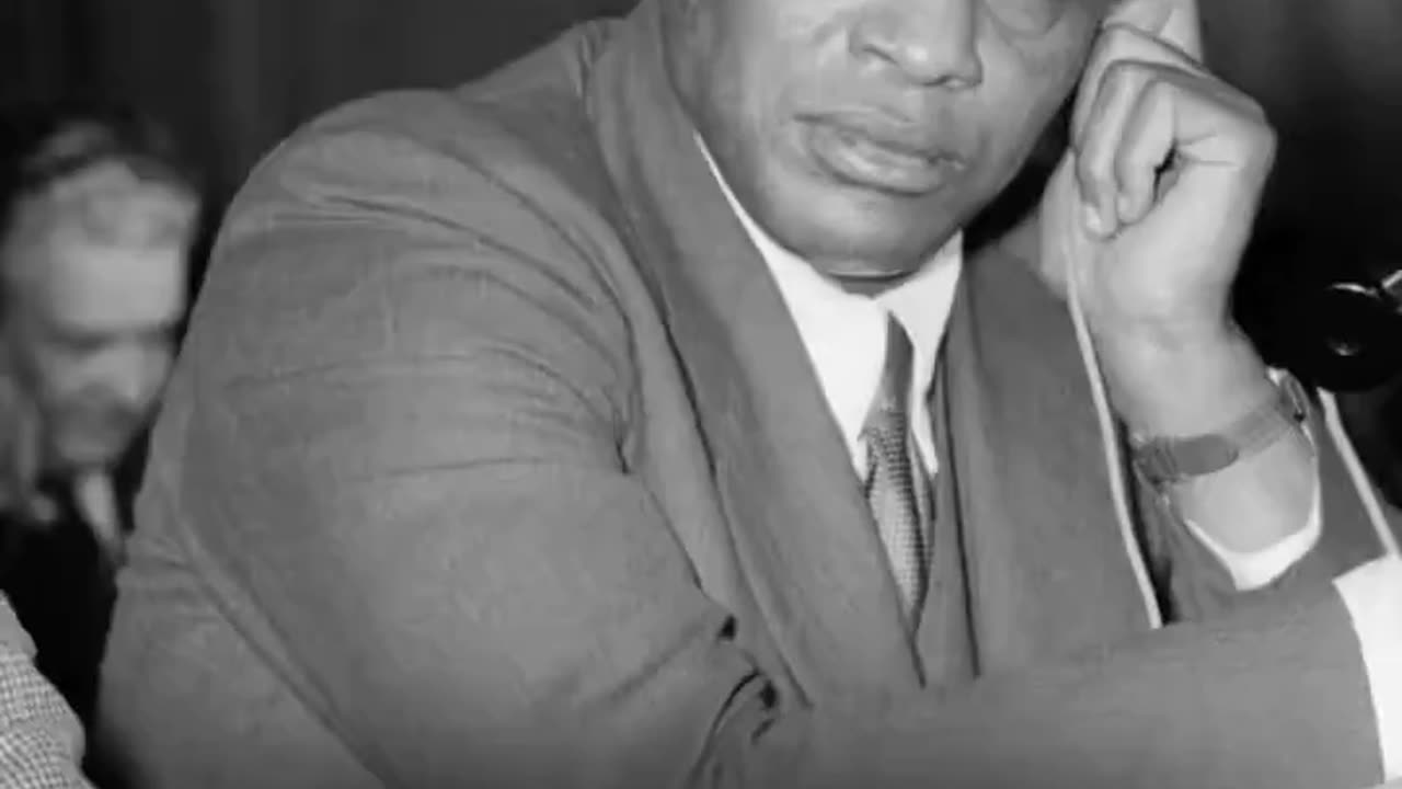 PAUL ROBESON RESISTING McCARTHYISM