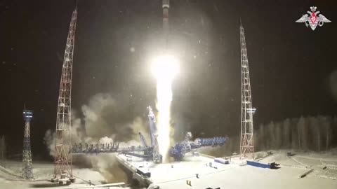 🇷🇺 The space vehicle, designated "Soyuz-2.1a," successfully deployed a medium-class spacecraft