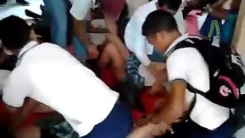 W Meksyku, w Carmen de Bolivar, po podaniu szczepionki przeciw HPV dziewczynki wpadły w konwulsje