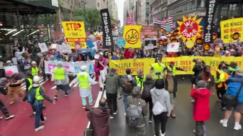 Protestors across the US/world engage in anti-Trump 'No Kings' rallies