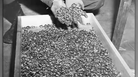 HISTORICAL PHOTOS THAT WILL GIVE YOU CHILLS