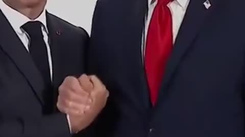 The Pentagon bans reporters! Trump embarrassed by magazine picture! James Gunn's uncomfortable kiss!