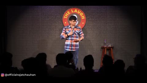 "Desi Mom vs Online Shopping – Jab Order Aaya Toh Hila Ghar!