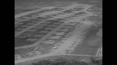 DEVELOPMENT OF ISLA... - DEVELOPMENT OF ISLANDS AIRFIELDS, OKINAWA SHIMA, RYUKU ISLAN - 111-adc-2992