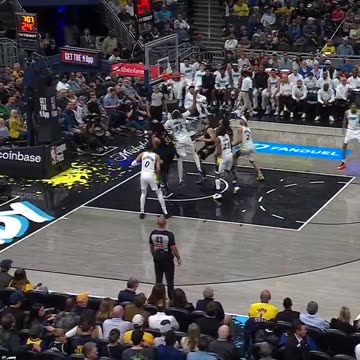 NBA - Ty Jerome dances his way into the lane for 2 🕺