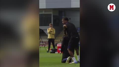 Lamine accidentally hit Flick with the ball in the face