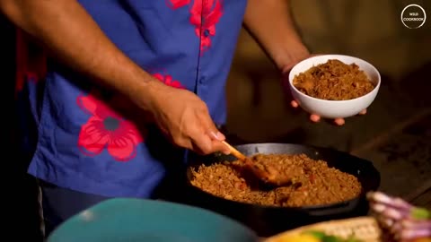 Making Nasi Goreng, The Indonesian Fried Rice In A Calm Evening | Wild Cookbook