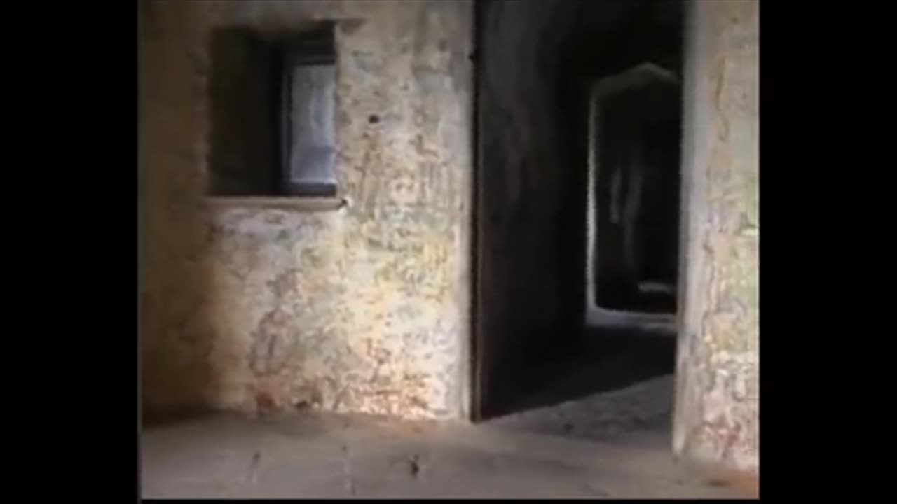 😨👻 Ghost Caught on Camera in Plain Sight! | TheHauntingHour