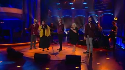 🎵🎶🎵 HE WILL MAKE A WAY IN THE MIDDLE OF NOWHERE || Crabb family