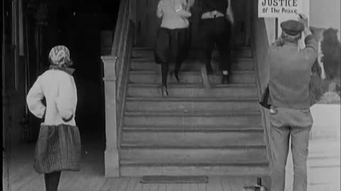 Buster Keaton's The Play House (1921)