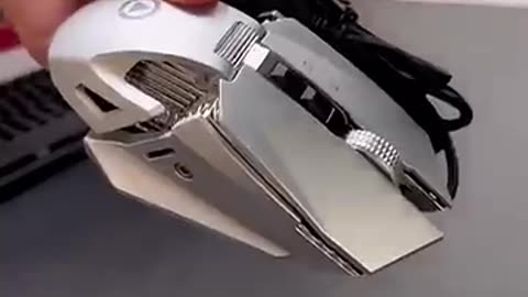 A first weight-adjustable gaming mouse #shorts