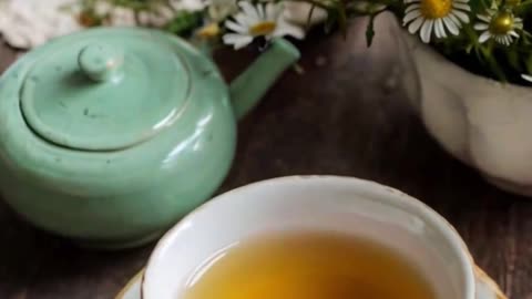🍵 Herbal Tea Can Reduce Stress & Help You Sleep Better! | Herbal Drink Fact 🌿