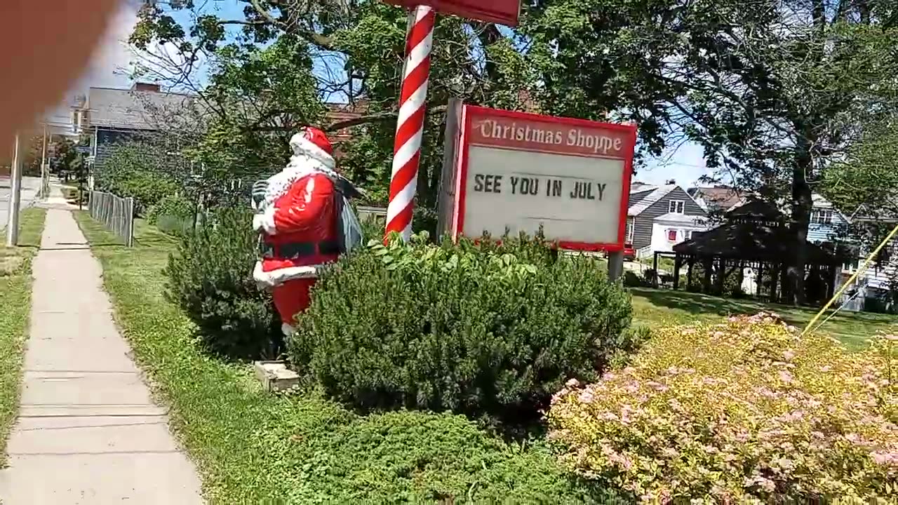 CHRISTMAS IN JULY