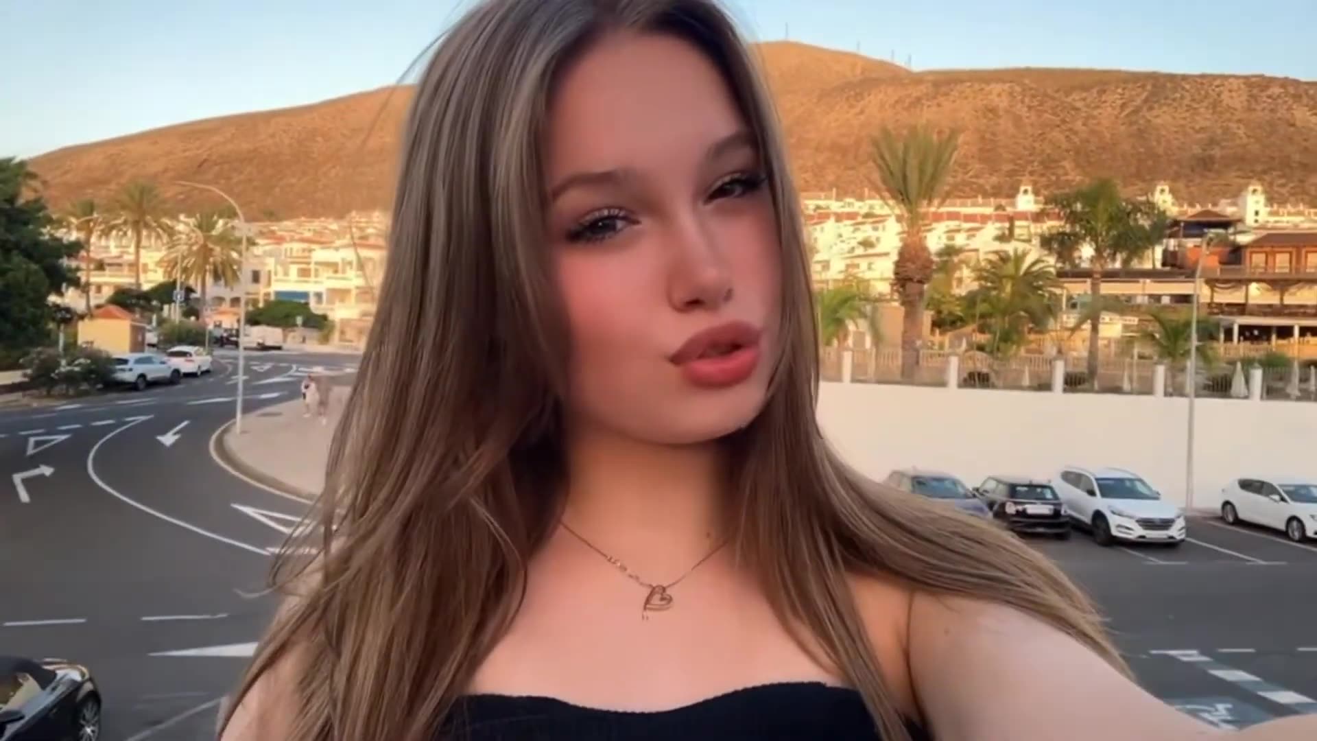 Tiktok Beautiful Girls Nice Eyes