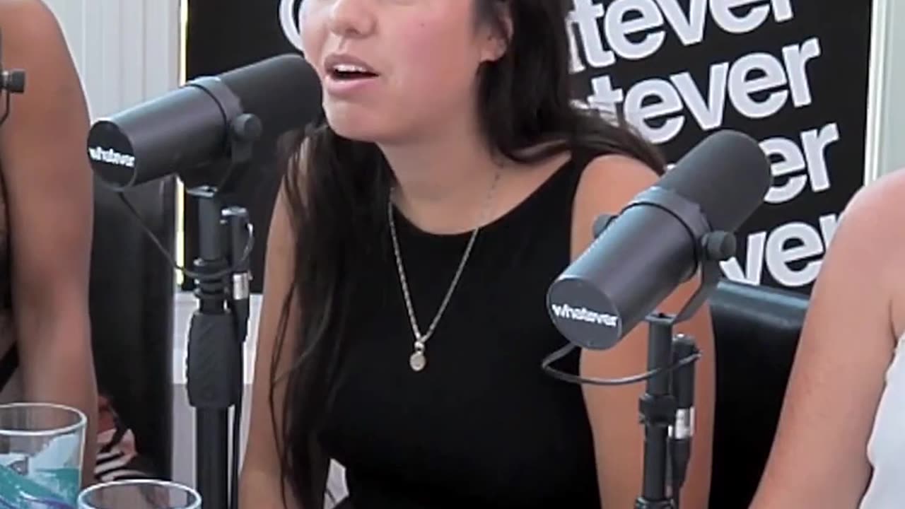 SHE HAS MULTIPLE FRIENDS WITH BENEFITS ⁉️😳 @whatever