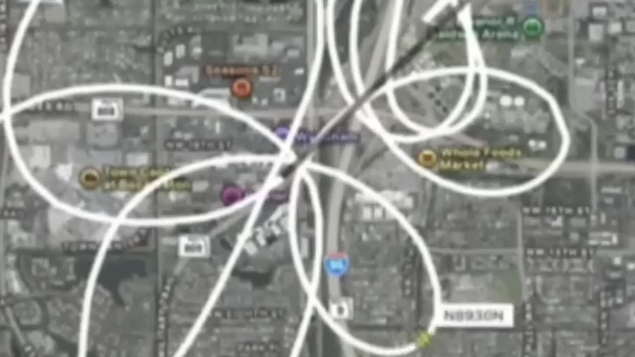 Video shows the moments a small plane crashed in Boca Raton leaving 3 dead and 1 injured.