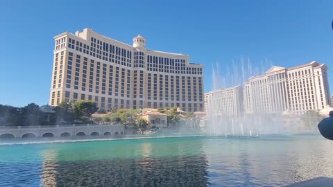 Bellagio Fountains - Viva Las Vegas
