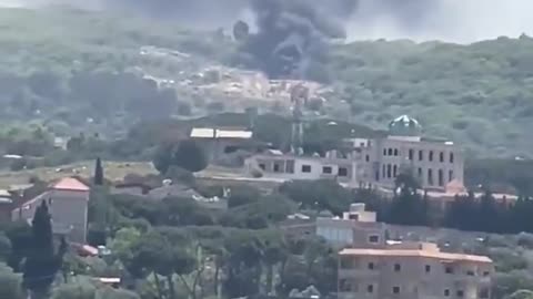🇮🇱🇱🇧 Israeli warplanes are attacking Lebanon.