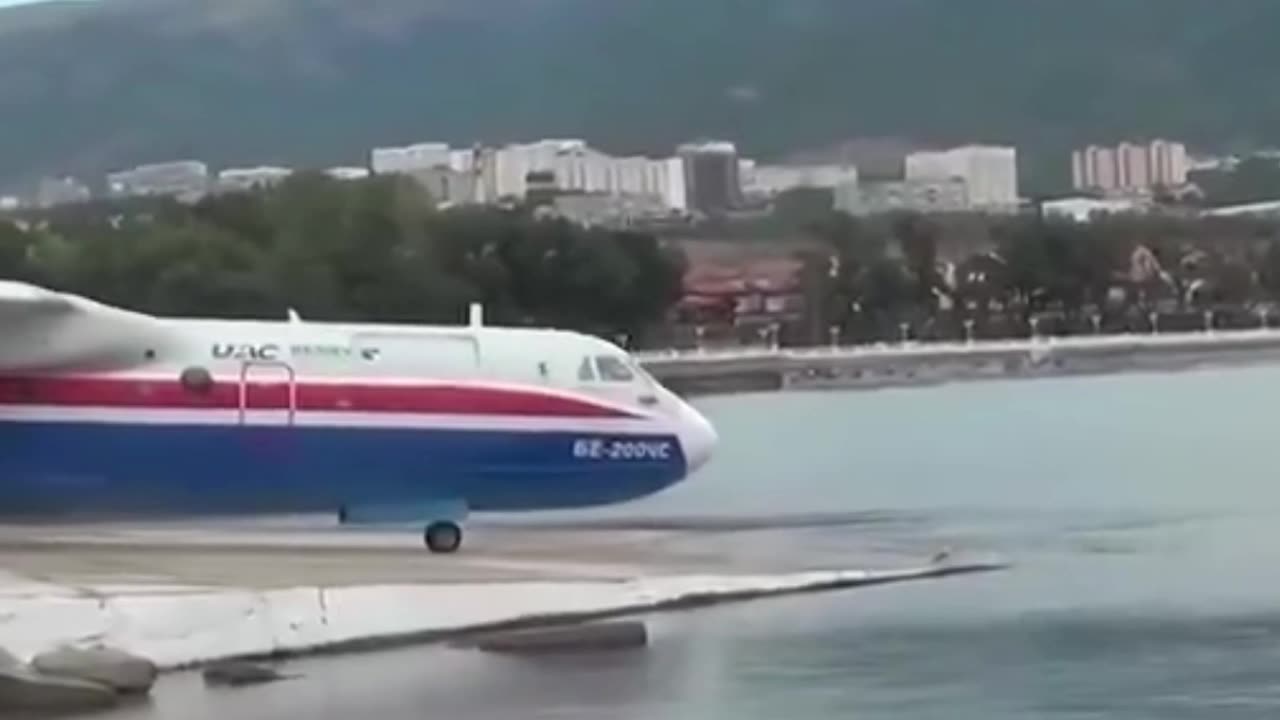 How Do Seaplanes Take Off From Water?