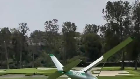 #Plane #crash lands at the Riviera Country Club in the #PacificPalisades #LosAngeles #California