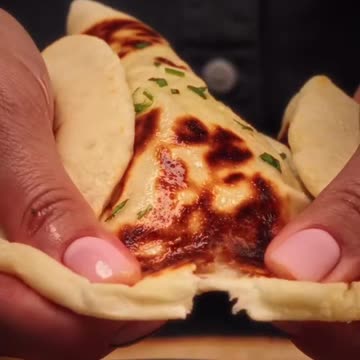 Butter Chicken Masala with Garlic Naan | Creamy, Spicy & Restaurant-Style!