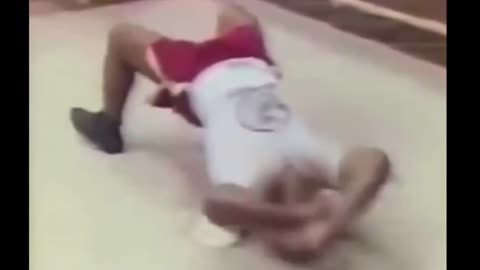 At 18 years old, Mike Tyson had a 20 inch neck