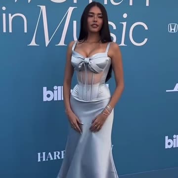 Madison Beer Wearing custom Statnaia, B.P. de Silva jewelry, and Stuart Weitzman shoes