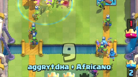 Clash Royale: 30/5 gameplay (teamwork come back)