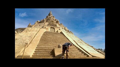 The Largest Sandcastle Ever Built