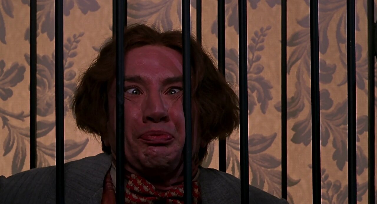 A Simple Wish 1997 - Murray Getting Caught By Officer After Sneezing and Smacking His Face On Bars