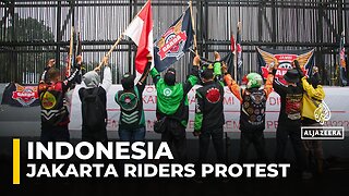 Online motorcycle taxi, delivery drivers protest in Jakarta for fair pay, protections
