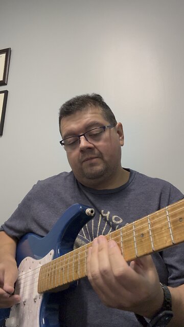 Sweeping arpeggio sequence