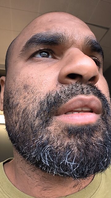 Neapolitan pizza leopard spots.