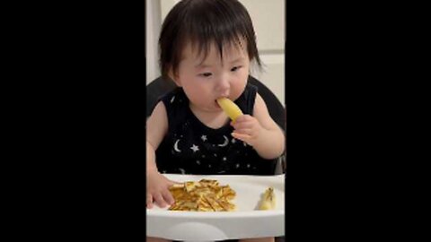 Baby Valerie can’t wait to eat babyvalerie #hungrybaby adorable baby eating moment cute baby voices