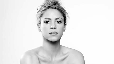 Shakira & Wyclef Jean - Hips Don't Lie (Live from LMYNL World Tour)