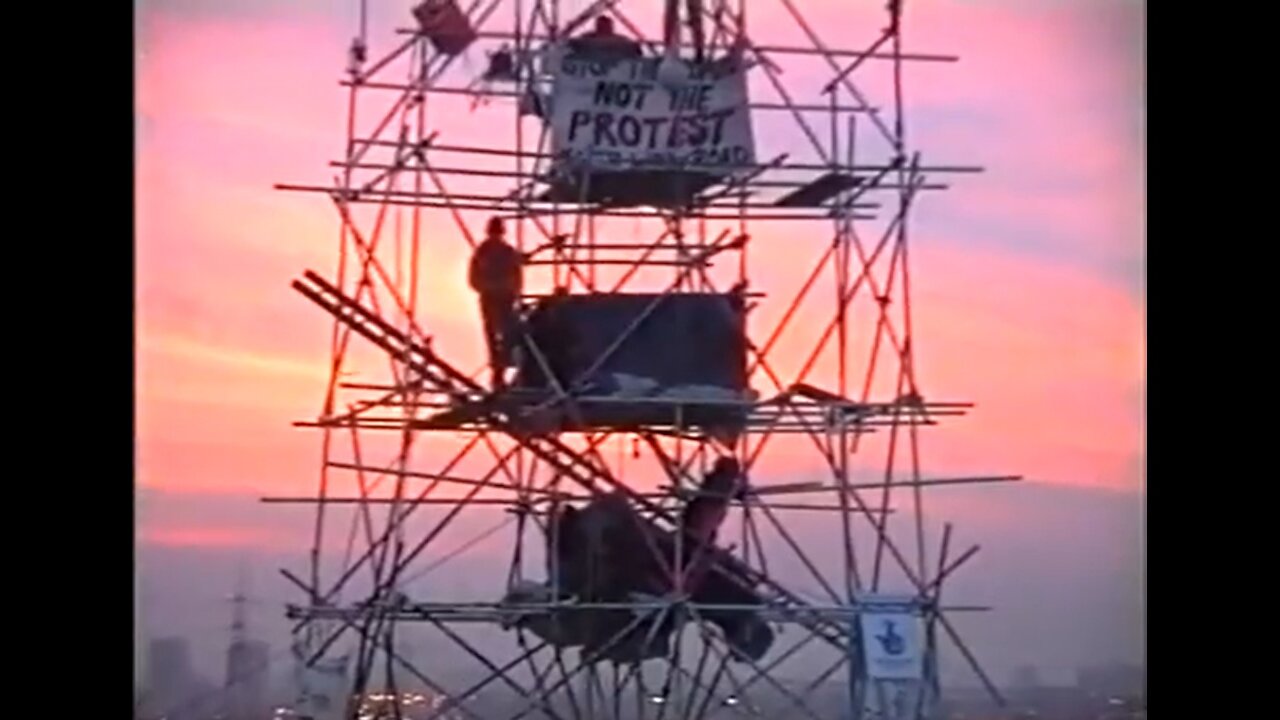 Life In The Fast Lane - The No M11 Campaign and Claremont Road Squatted Street (1995)