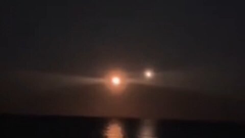 Multiple Witnesses Report UFO over Florida