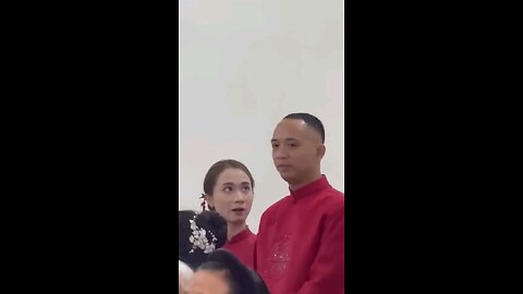 reading the lip movements to see what the bride is saying. For me, I only care about the groom 😅