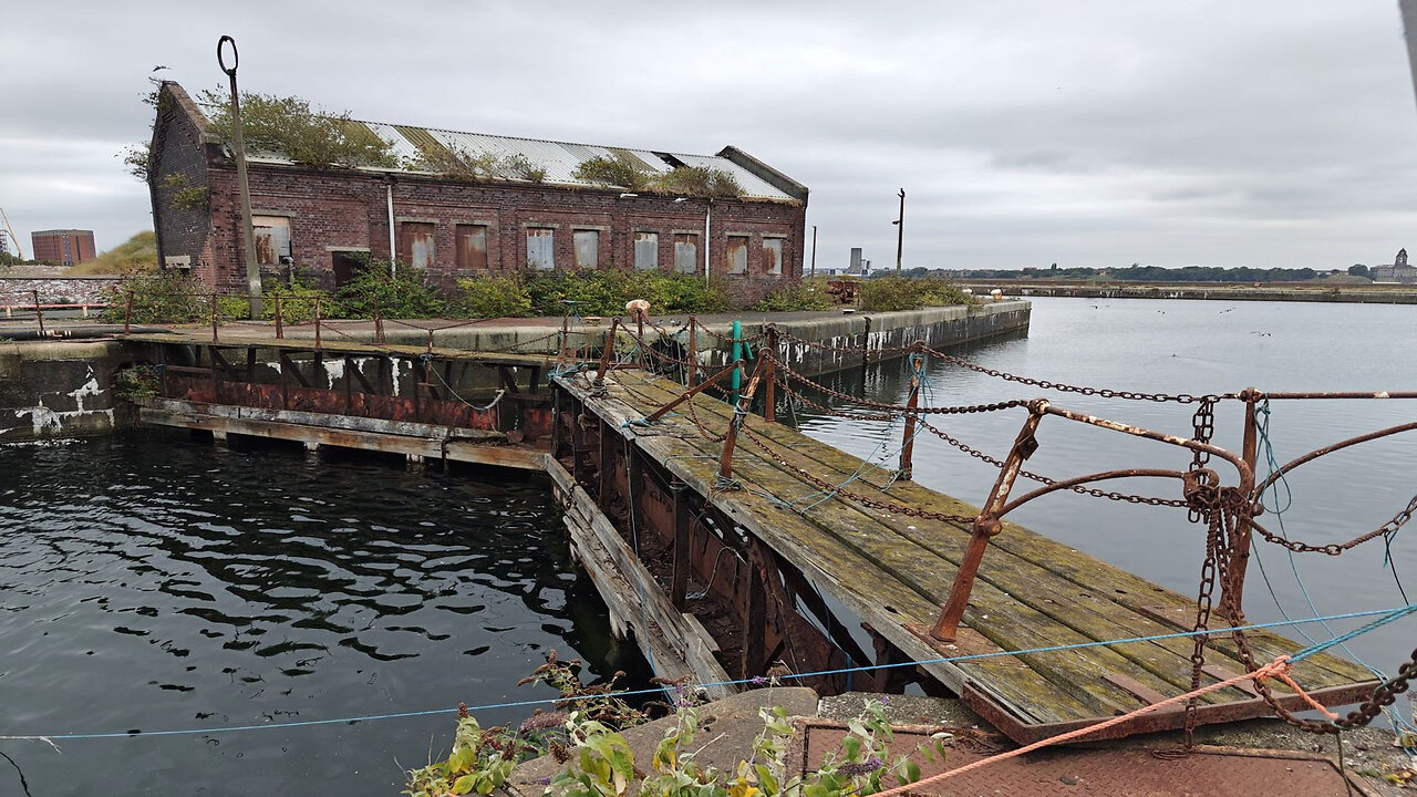 Salisbury Dock & Collingwood Dock