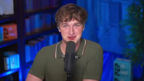 MAGA Host QUITS, STORMS OFF SHOW as Alex Jones MELTS DOWN!
