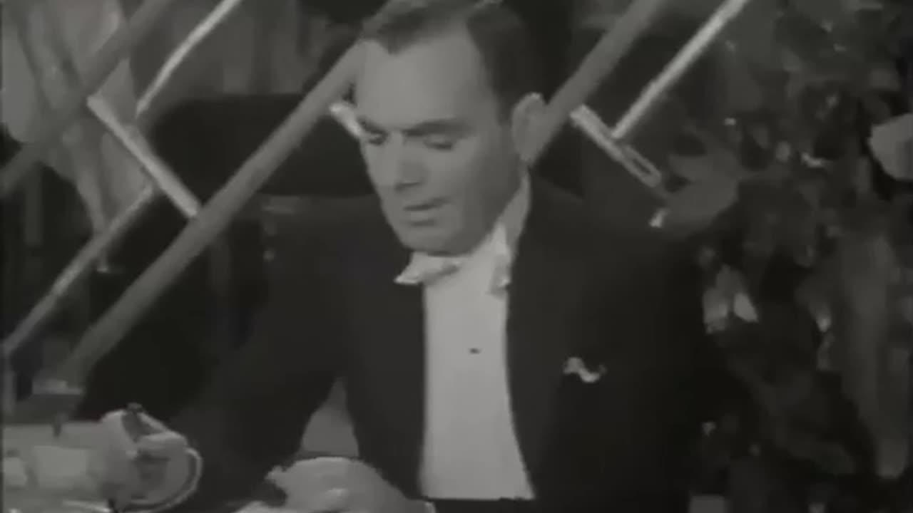 Twenty Million Sweethearts (1934)