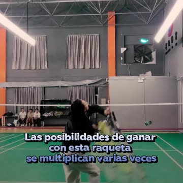 Jugador de bádminton encuentra la manera de no perder ni un solo punto