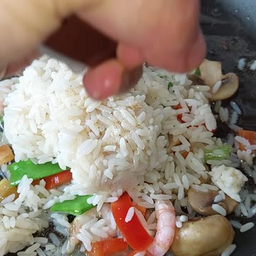 Seafood Lover's DREAM Fried Rice! 😍🍚🦐🦑🐚🍳🔥