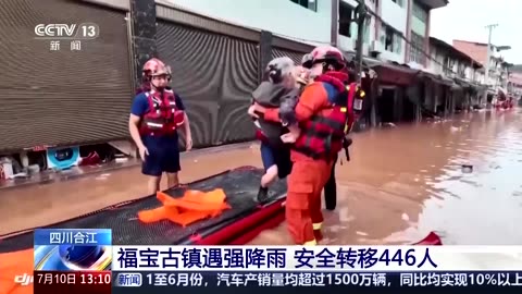 Flash floods in China sweep away cars and force evacuations